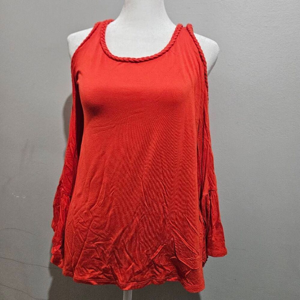 Chicos Women's Size 0 Orange Red Tones Shirt Bell Sleeve Shoulders Exposed